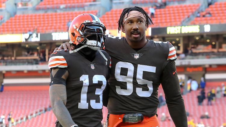 Myles Garrett (r.) mit Odell Beckham.