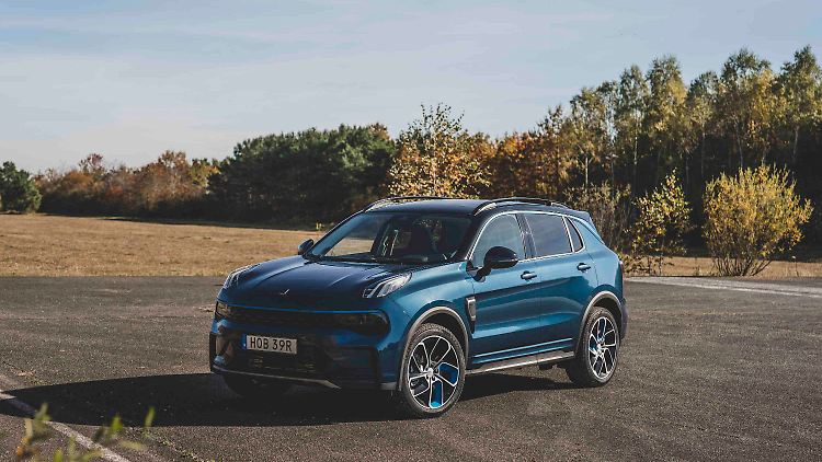 Lynk & Co 01 basiert auf dem Volvo XC40. Allerdings fährt er in der vorerst angebotenen Version als Plug-in-Hybrid.