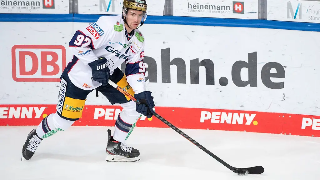 Nationalspieler-Noebels-steuerte-zwei-Tore-zum-Sieg-der-Eisbaeren-in-Ingolstadt-bei