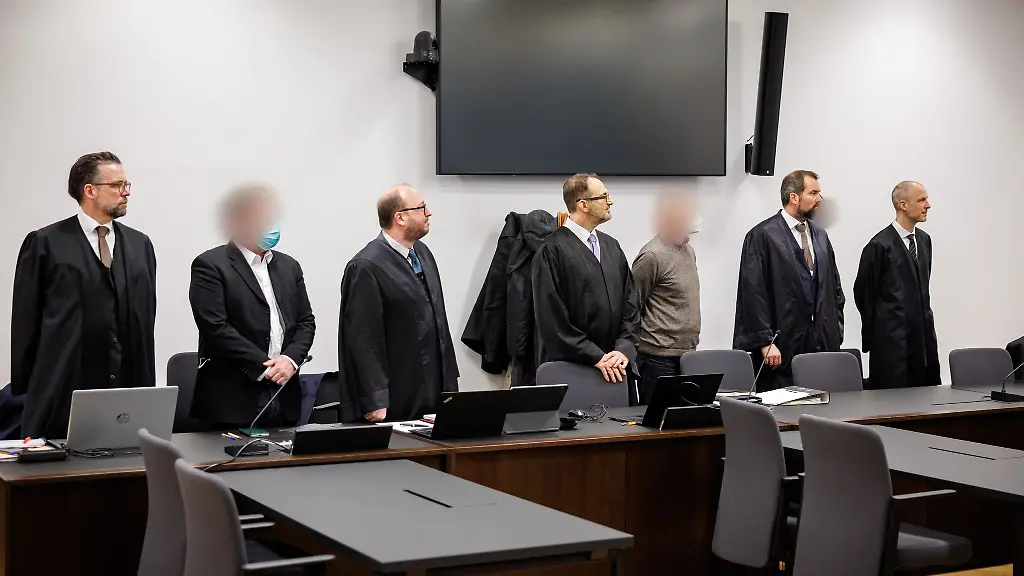 Im-Prozess-um-Vorwuerfe-des-Millionenbetrugs-beim-Arbeiter-Samariter-Bund-Bayern-faellt-auch-ein-Licht-auf-das-Innenleben-in-der-Hilfsorganisation