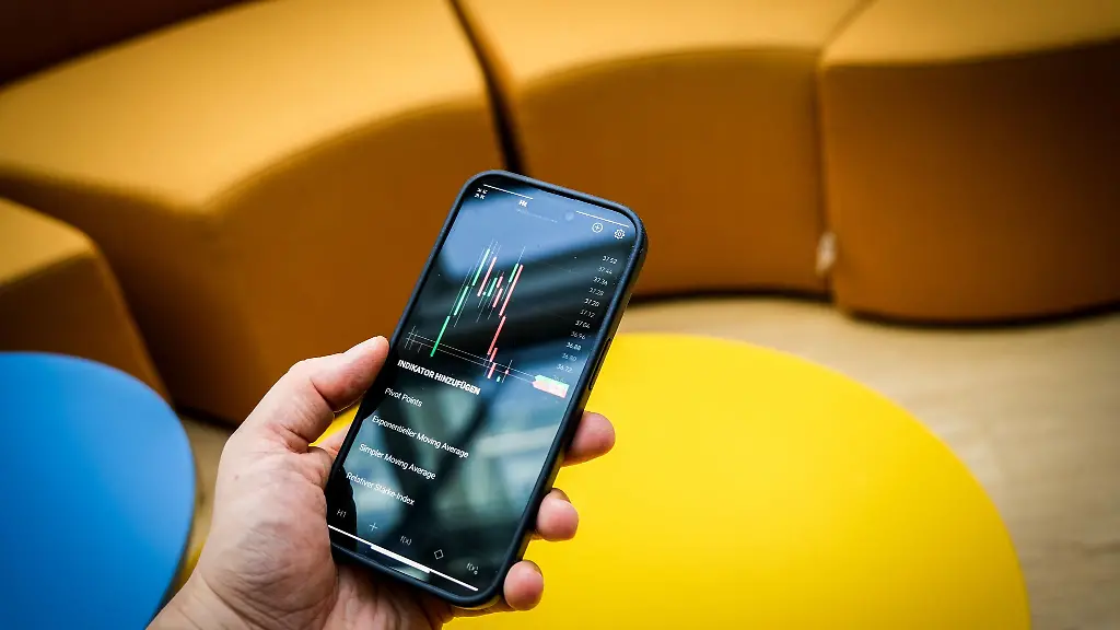 Wer-in-Fonds-investiert-muss-Steuern-auf-fiktive-Ertraege-zahlen-Die-Vorabpauschale-sorgt-dafuer-dass-nicht-erst-beim-Verkauf-von-Fondsanteilen-versteuert-wird