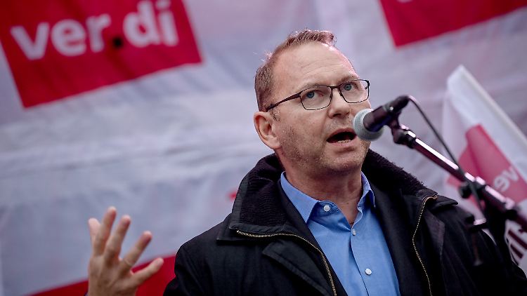 Verdi-Chef Werneke kündigt Streiks an.