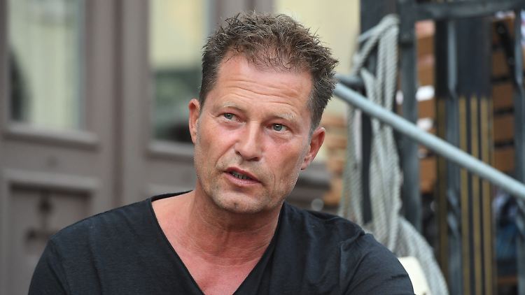 Til Schweiger ist schon wieder auf dem Wege der Besserung.