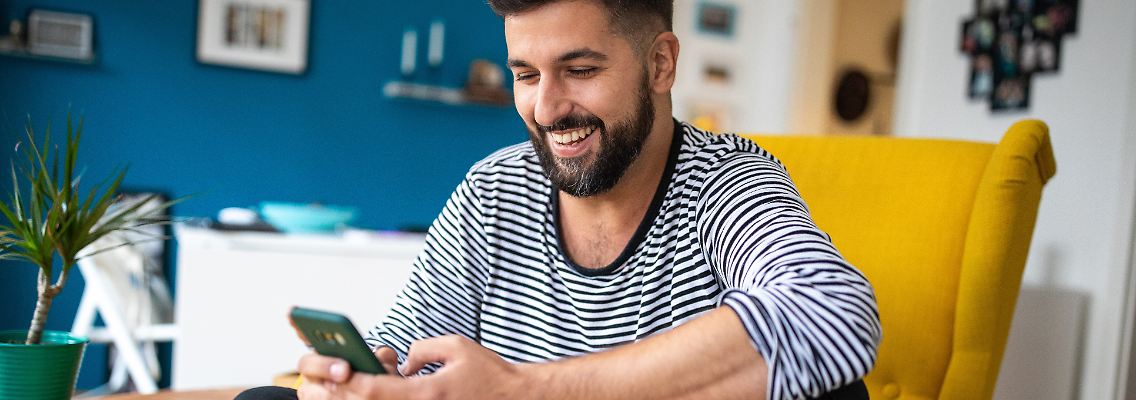 Das alte Smartphone zu verkaufen, schont Geldbeutel und Umwelt.