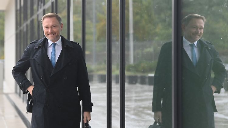 Sieht sich nicht als ökonomisches Auslaufmodell: FDP-Chef Lindner will den Kreditrahmen für 2022 nicht weiter dehnen.