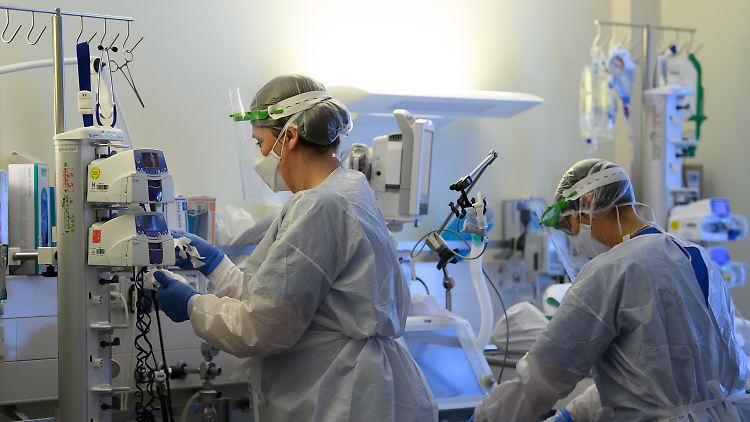 Viele Intensivpfleger arbeiten am Limit.