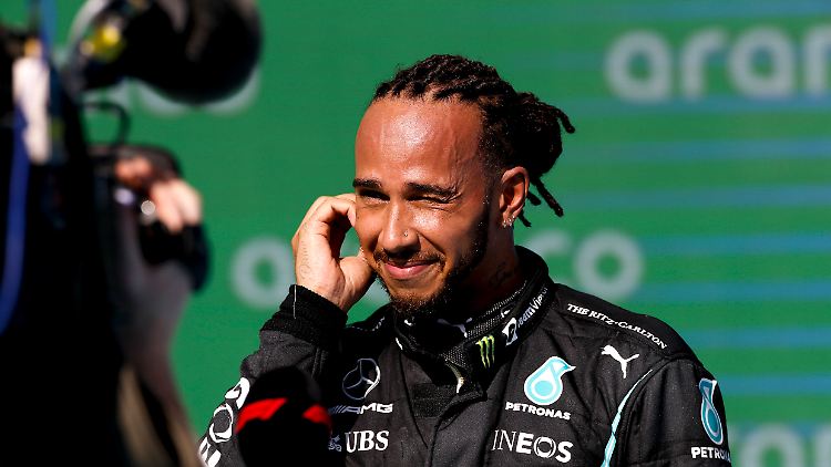 In der WM liegt Hamilton mit 12 Punkten Rückstand auf dem zweiten Platz.