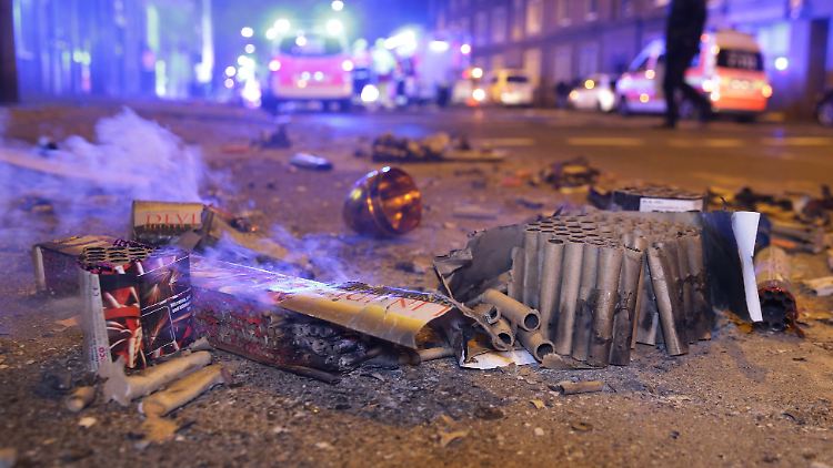 Ein Böllerverbot an Silvester soll großen Menschenansammlungen entgegenwirken.