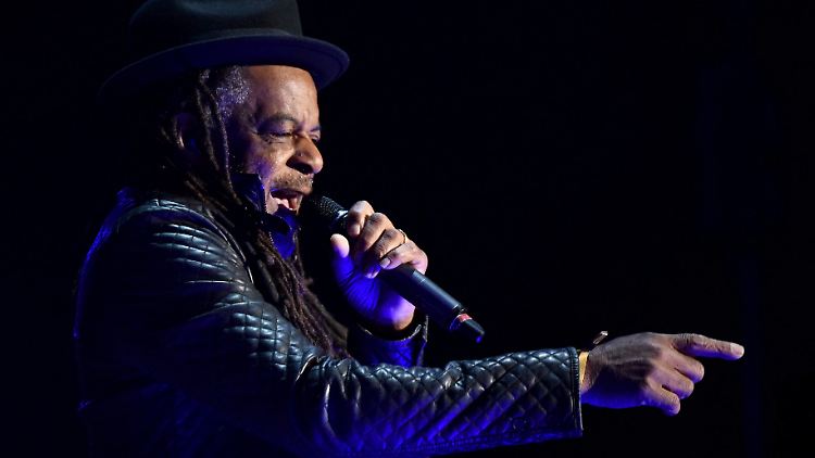 In den UB40-Texten verarbeitete Wilson auch seine eigenen Rassismus-Erfahrungen. 