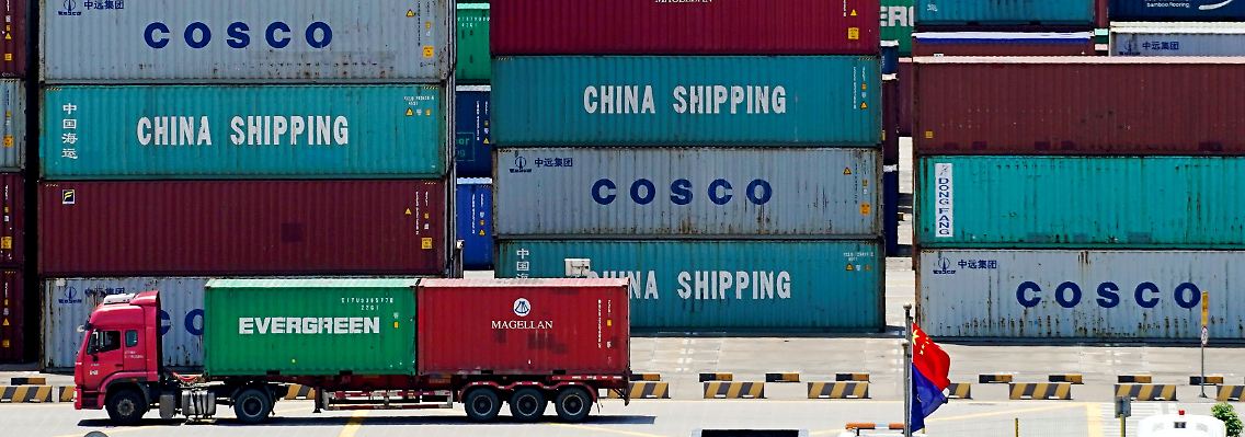 2021-11-07T042006Z_715443317_RC2GPQ9E71WZ_RTRMADP_3_CHINA-ECONOMY-TRADE.JPG