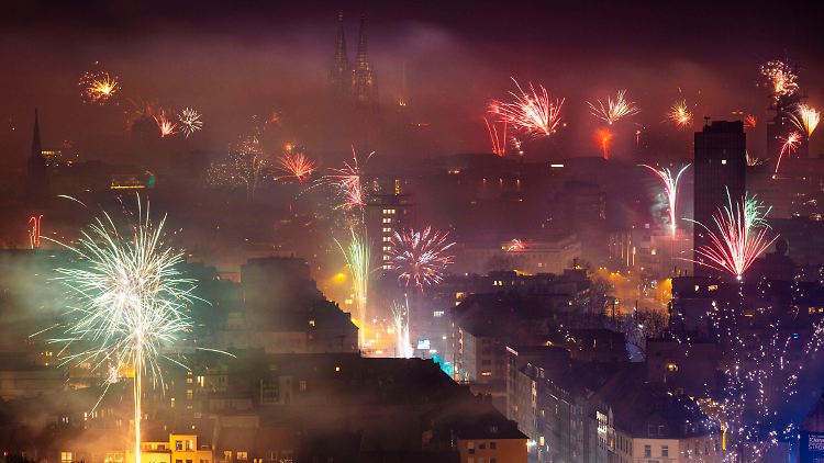 Ob das kommende Silvester wieder wie früher wird? Der Deutsche Städtetag macht sich dafür stark.