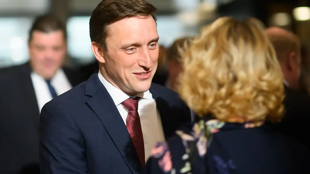 Lechner-bekam-93-5-Prozent-der-Stimmen-beim-letzten-Mal-waren-es-91