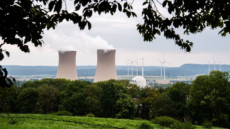 Das Atomkraftwerk Grohnde bei Hameln soll im Laufe des Dezembers stillgelegt werden.