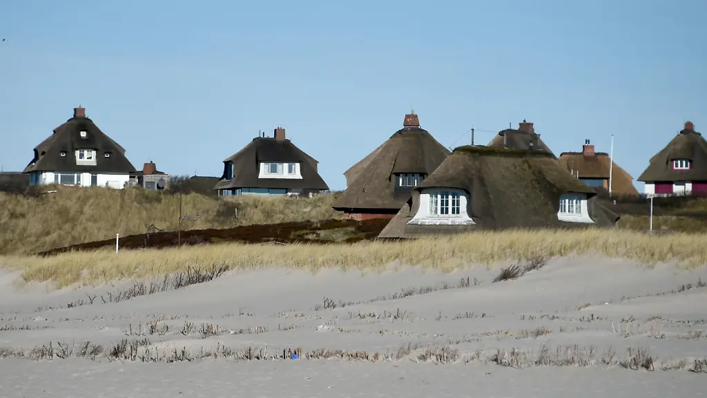 Wer-eine-Webseite-fuer-seine-Ferienwohnung-erstellt-spart-Servicegebuehren-oder-Provisionen-fuer-Buchungen-ueber-Ferienhaus-Portale