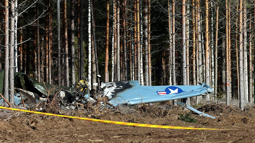 Das-Flugzeug-stuerzte-in-Finnland-ab