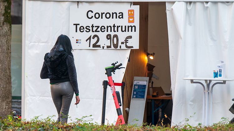 Schnelltests sollen nach dem Willen der Ampel-Koalitionäre wieder kostenlos sein. Die Abschaffung der Gratis-Tests sollte eigentlich den Druck auf Ungeimpfte erhöhen. 