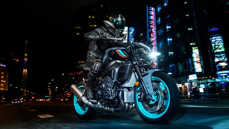 Mit der neuen MT-10 macht Yamaha sein Flaggschiff in der Hyper-Naked-Reihe noch konkurrenzfähiger.