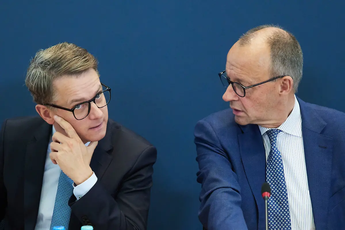 7d723885a0f0a56511b9e123952b8e74