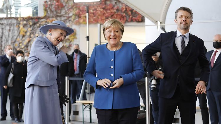 Die Beziehungen zwischen Dänemark und Deutschland sind unproblematisch: Königin Margrethe, Angela Merkel und Prinz Frederik (v.l.).