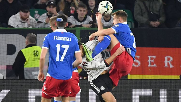 Goretzka konnte zum Glück weiterspielen.