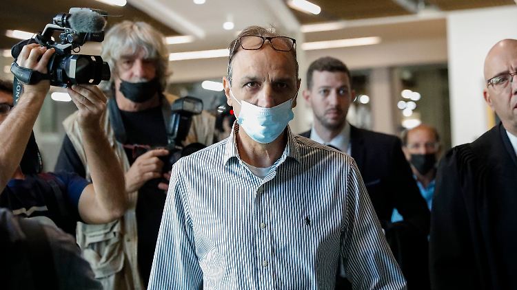 Die italienische Justiz hat Haftbefehl gegen Eitans Großvater erlassen.