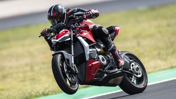 Die Ducati Streetfighter V2 ist mehr als eine geschrumpfte V4.