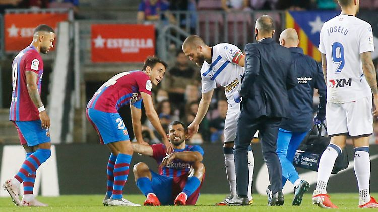 Ende Oktober brach Agüero im Ligaspiel gegen Deportivo Alavés zusammen und musste ausgewechselt werden. 