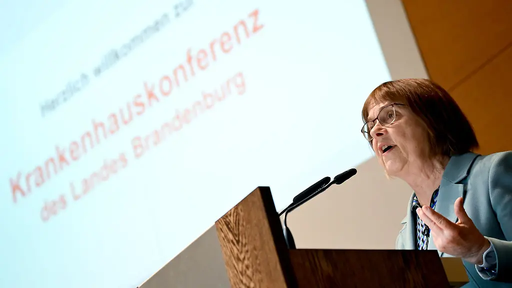 Der-Bundestag-hat-die-Krankenhausreform-beschlossen-Brandenburgs-Gesundheitsministerin-Ursula-Nonnemacher-aeussert-sich-dazu-Archivbild