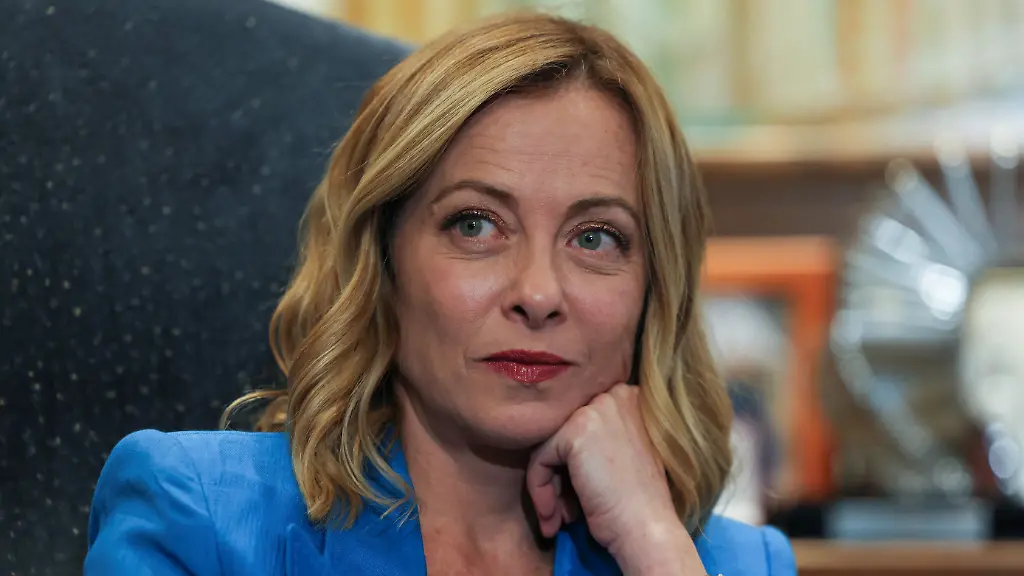 2024-10-18T160151Z-1665166424-RC24NAA0CJ0X-RTRMADP-3-ISRAEL-PALESTINIANS-LEBANON-MELONI