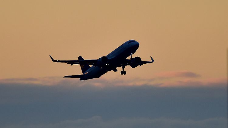 Die Pandemie mit globalen Reiseeinschränkungen hat der Luftfahrt- und Tourismusbranche massive Einbußen eingebrockt.