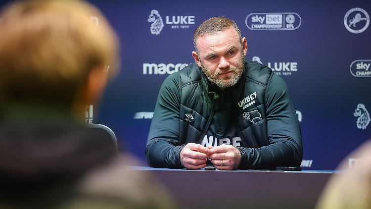 Wayne Rooney hat mit seinem Klub Derby County dieser Tage nichts als Ärger.