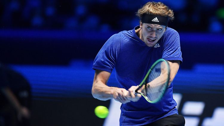 Alexander Zverev hatte den Sieg in einem großen Match beinahe schon auf dem Schläger.