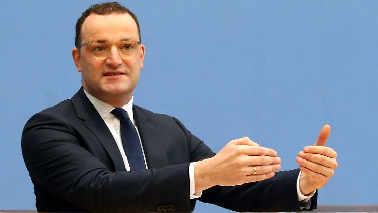 Die sechs Monate sind laut Spahn als "zeitliche Richtschnur zu verstehen", muss aber nicht tagesgenau eingehalten werden.