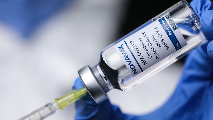 200 Millionen Impfdosen soll Novavax nach der Zulassung an die Europäische Union liefern.