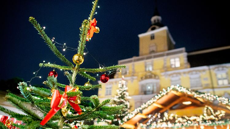 Hotels und Gaststätten haben sich zu früh gefreut: Wegen der Corona-Lage hagelt es Absagen.