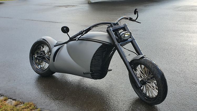 Der Elektro-Chopper SR sieht futuristisch aus, dürfte aber vom Fahrkomfort recht bescheiden sein.