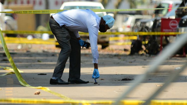 Drei Selbstmordattentäter hatten sich in der Nähe des Parlaments in Kampala in die Luft gesprengt, vier Menschen waren gestorben.