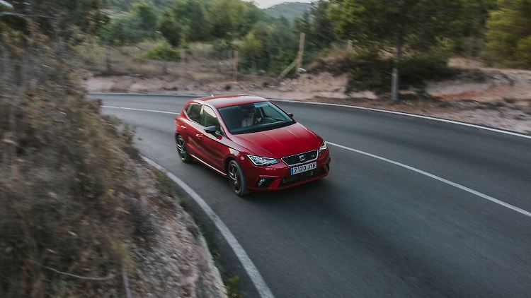 Der Seat Ibiza ist der VW Polo aus Spanien, aber immer ein bisschen sportlicher als der Kollege aus Wolfsburg.