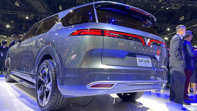 Der VF e36 soll mit einer Batteriekapazität von 95 kWh bis zu 550 Kilometer stromern können.