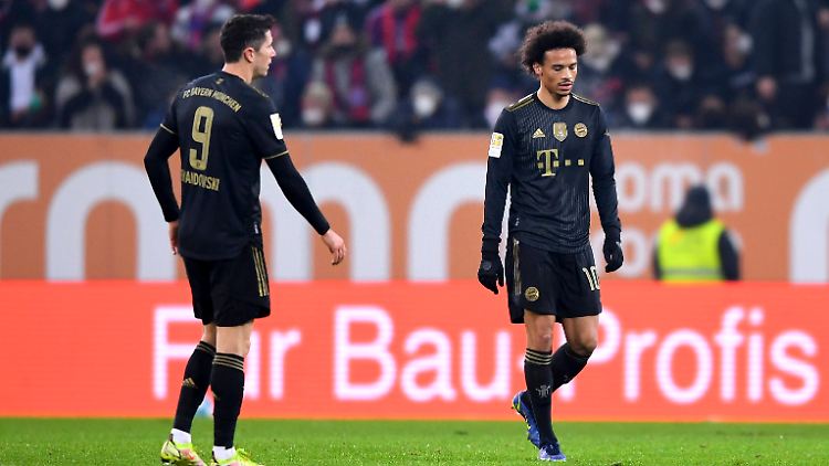 Lewandowski (links) und Sané konnten den FC Bayern nicht vor der Niederlage retten.