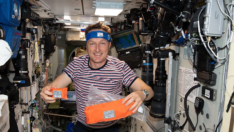 Der Astronaut Matthias Maurer muss auf der ISS ein strenges Trainingsprogramm durchziehen.
