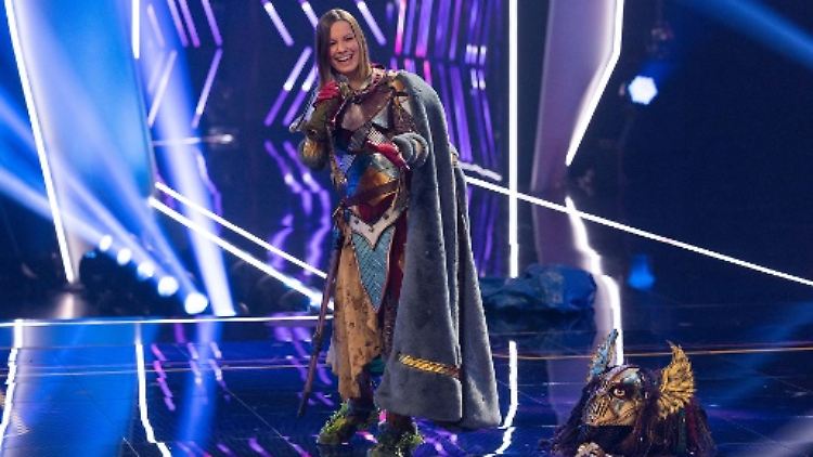 Enttarnt: Christina Stürmer