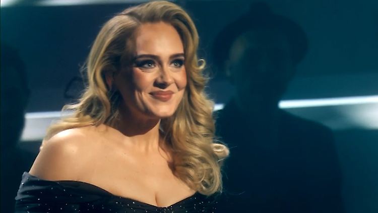 Adele hat nach ihrem gelungenen Comeback jeden Grund zur Freude.