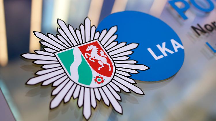 Die zwischen 62 und 65 Jahre alten Ermittler sollen ungeklärten Mord- und Tötungsdelikten aus dem vergangenen halben Jahrhundert nachgehen.