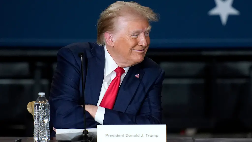 7cfa2644775ff33f6589d6cbef63c88a