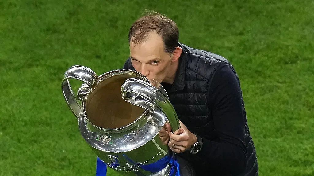 Seinen-groessten-Erfolg-als-Vereinscoach-feierte-Thomas-Tuchel-mit-einem-englischen-Verein
