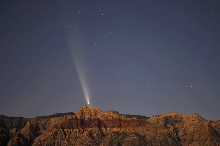 epi-222965730-ACTIONPRESS-FOTO-ONLINE-action-45982373-jpg-Das-naechste-Himmelss