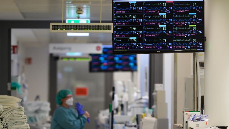 Uniklinik Dresden: Krankenhauskoordinator Albrecht sieht die Versorgung noch gewährleistet. 