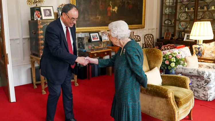Der Queen geht es sichtlich wieder besser.