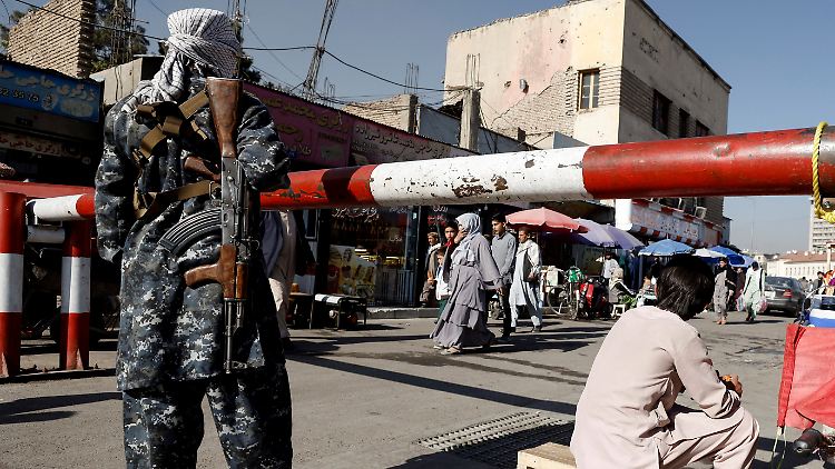 Die ehemaligen Helfer der Bundesregierung befürchten Racheakte der Taliban.